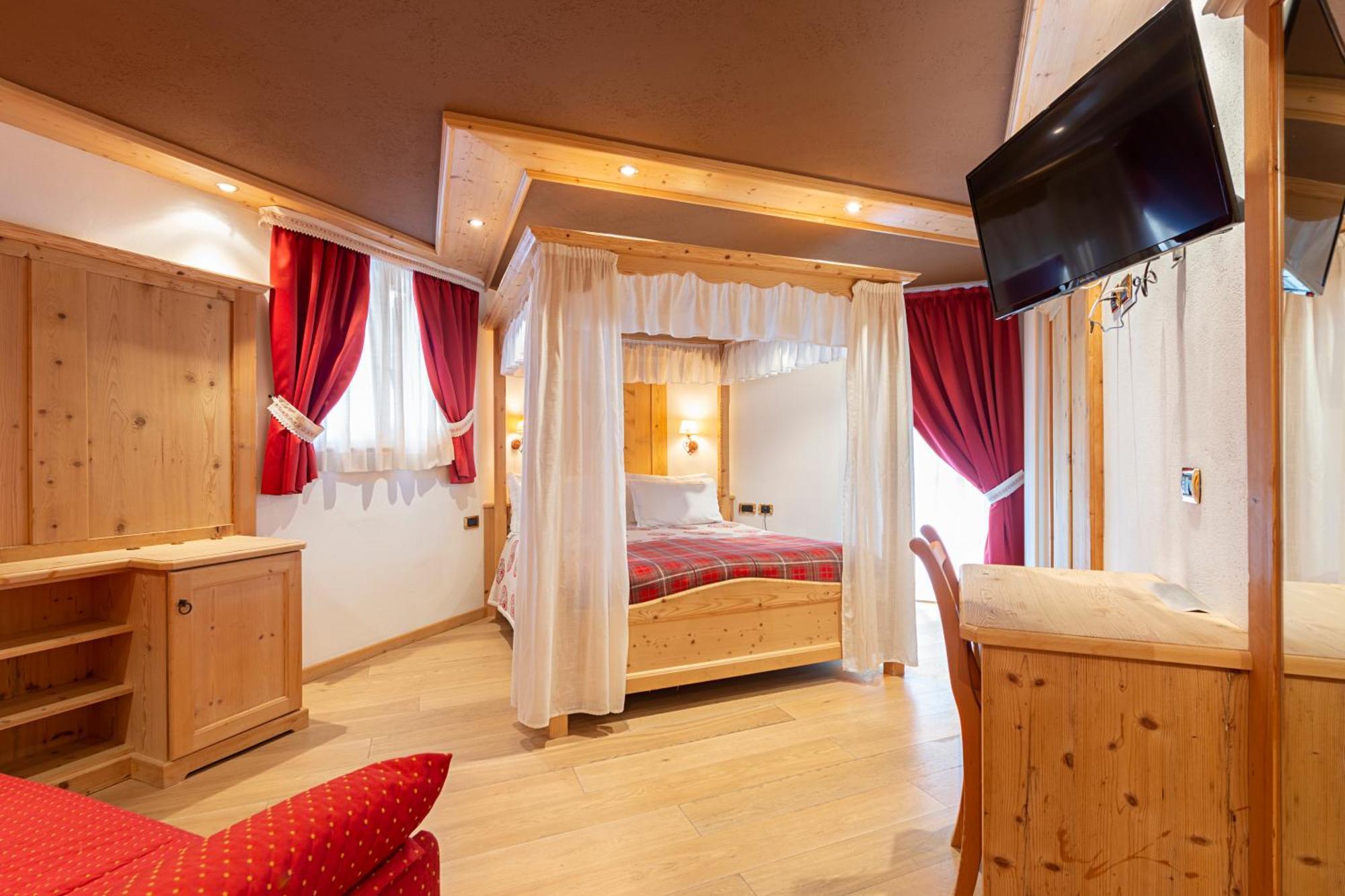 Hotel Patrizia Moena Esterno foto