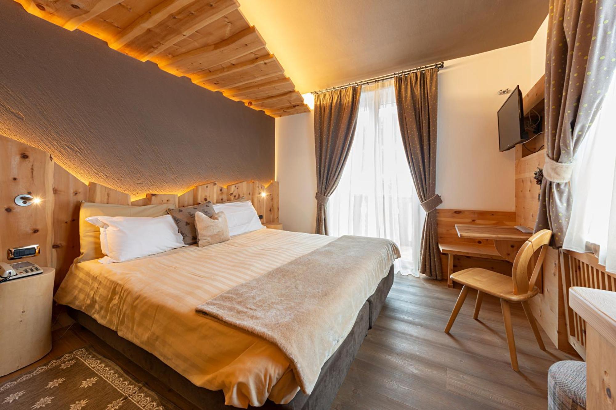 Hotel Patrizia Moena Esterno foto